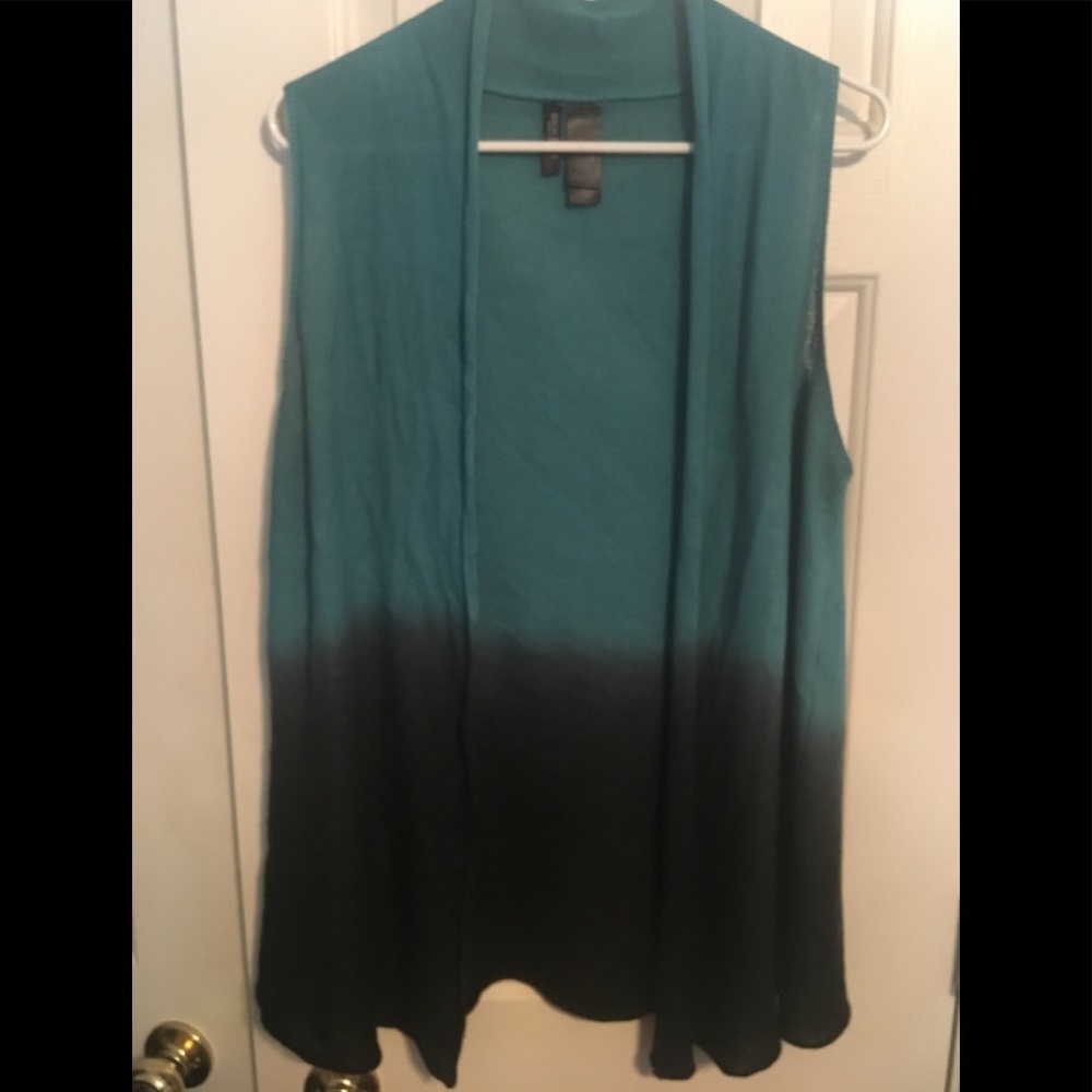 Ombré sleeveless sweater